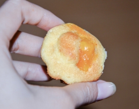 Bánh Bông Lan Trứng Muối