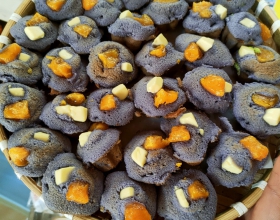 Bánh Bông Lan Lá Cẩm Phô Mai 