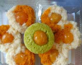 Bông Lan Trứng Muối Chà Bông